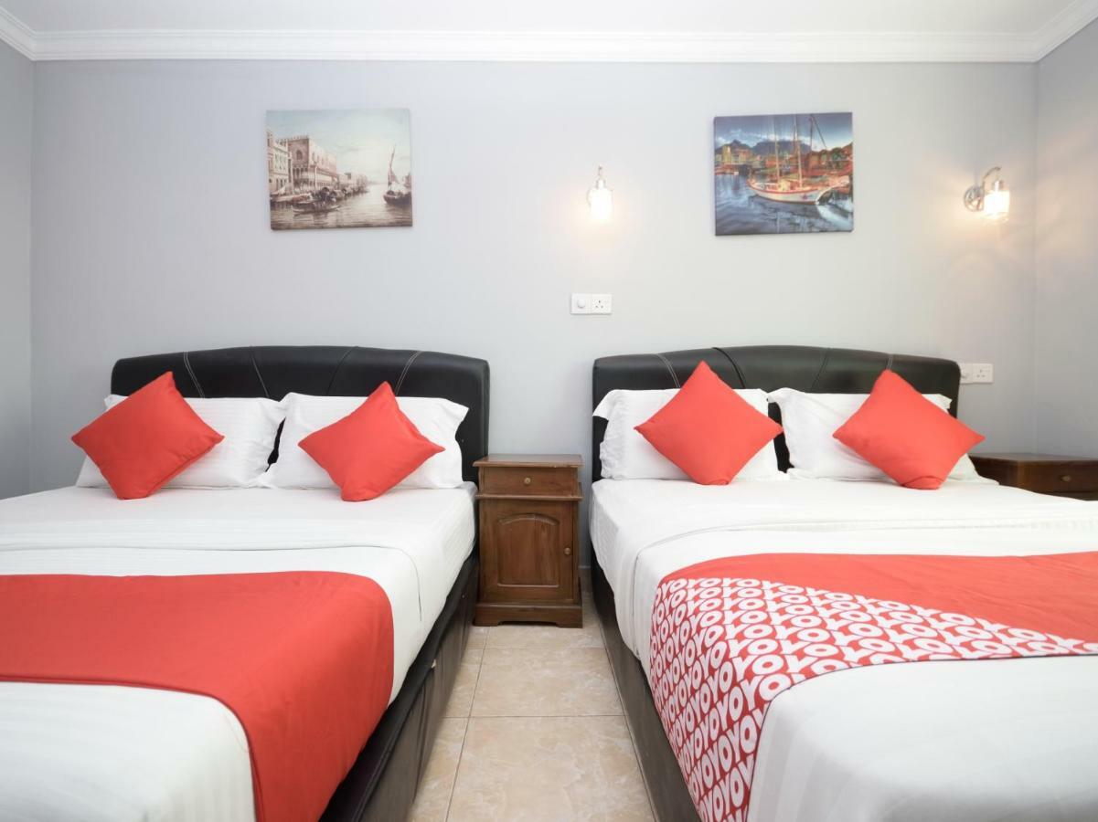 Oyo 892 Hotel Grand Nadia Labuan Esterno foto