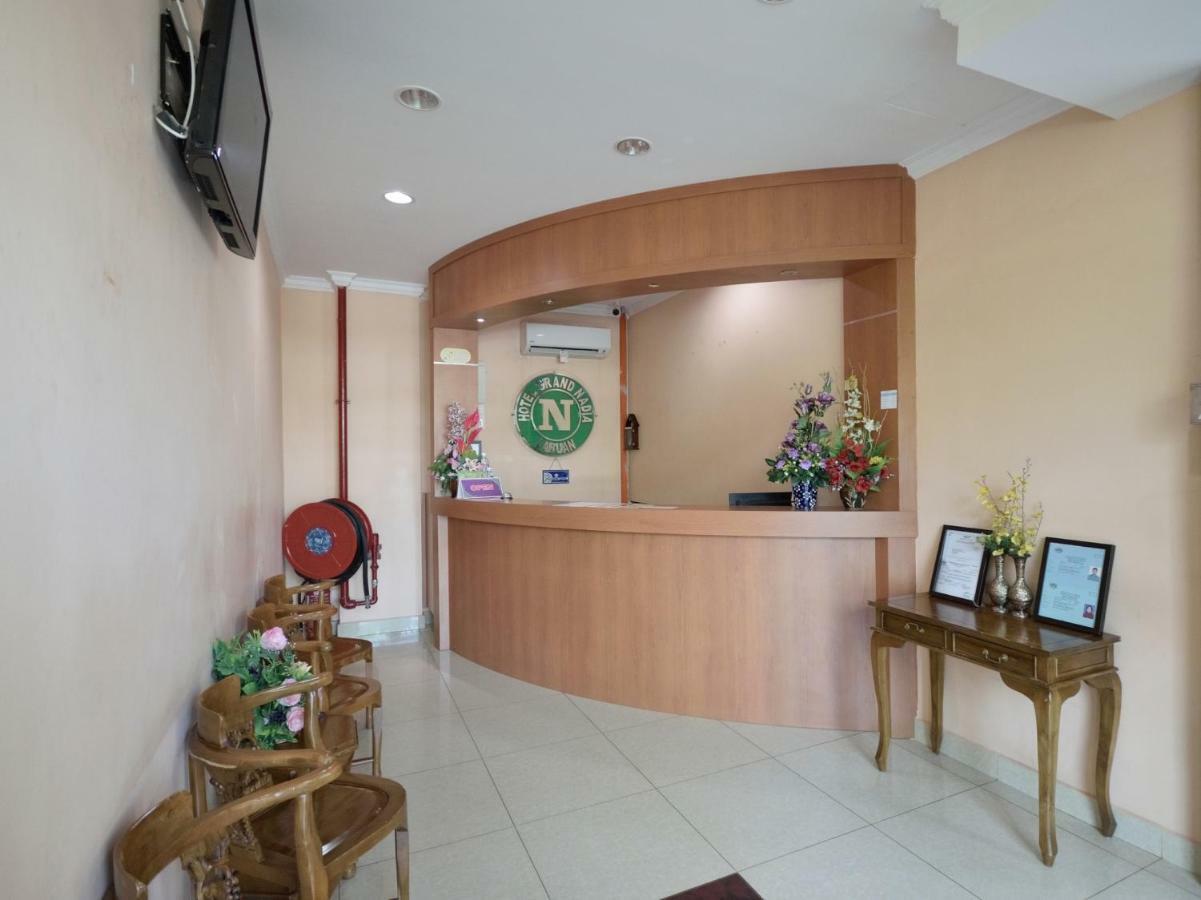 Oyo 892 Hotel Grand Nadia Labuan Esterno foto