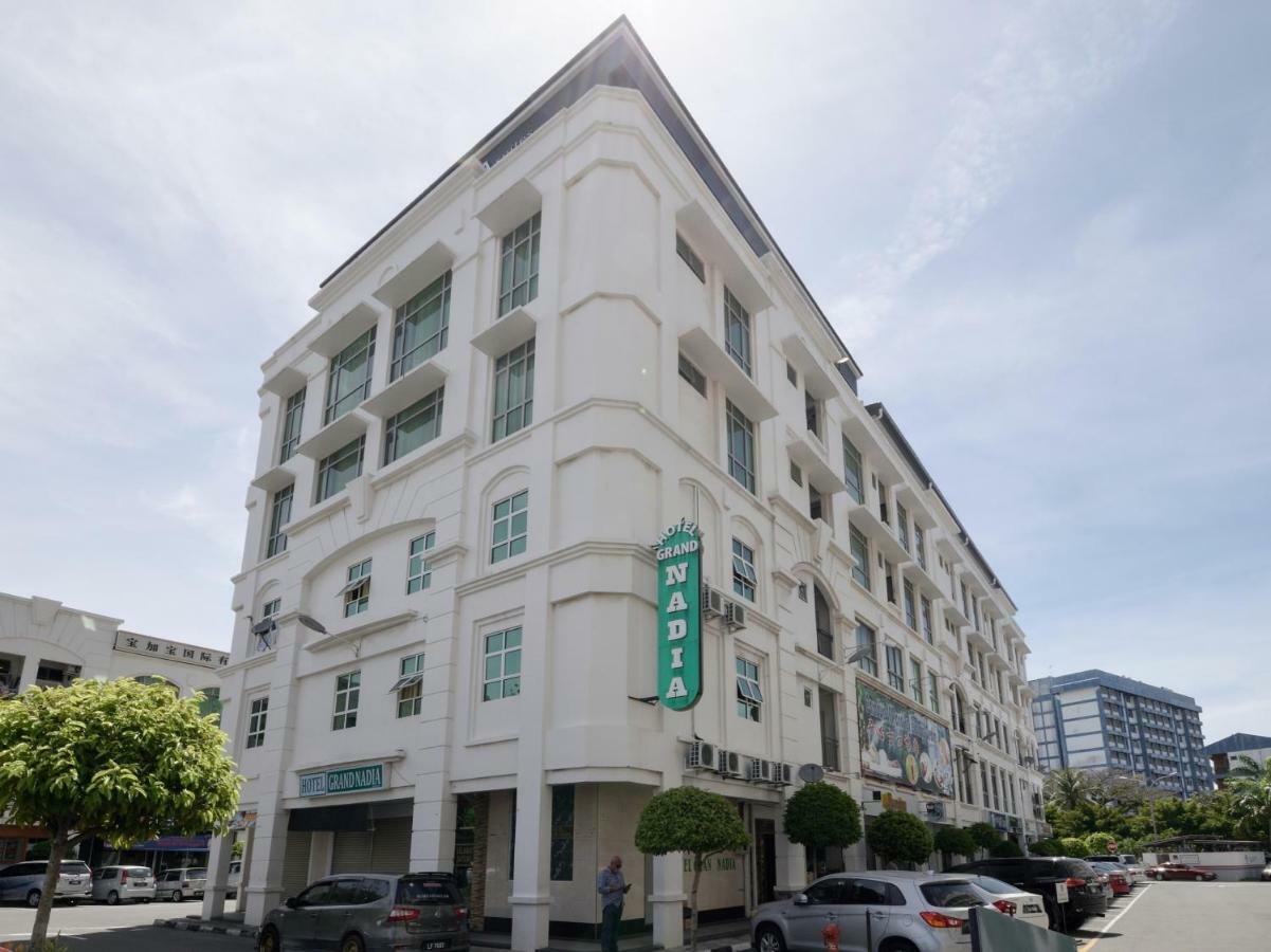 Oyo 892 Hotel Grand Nadia Labuan Esterno foto